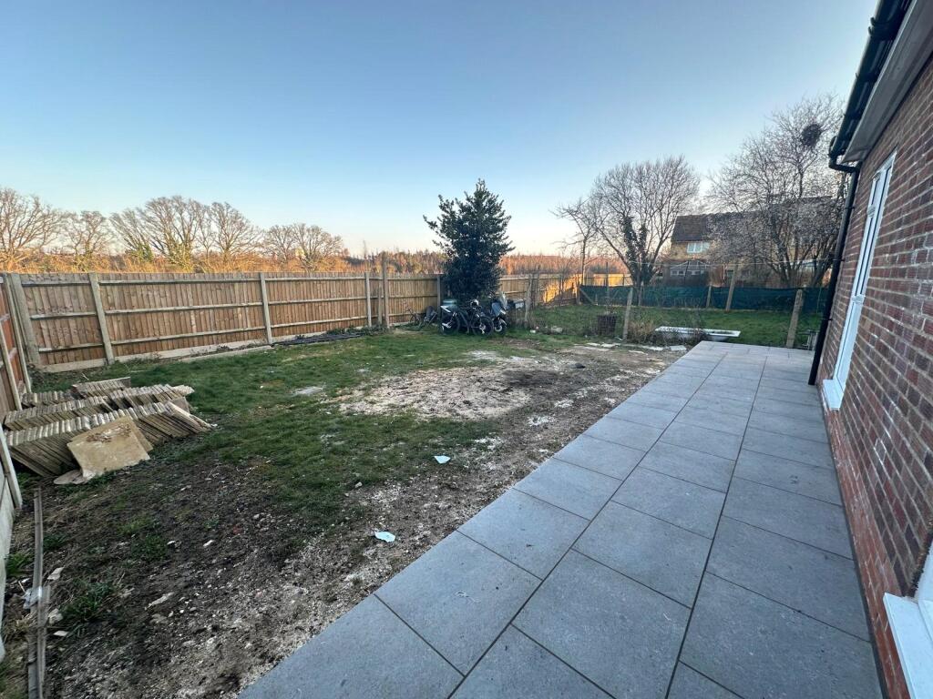 Garden (2)