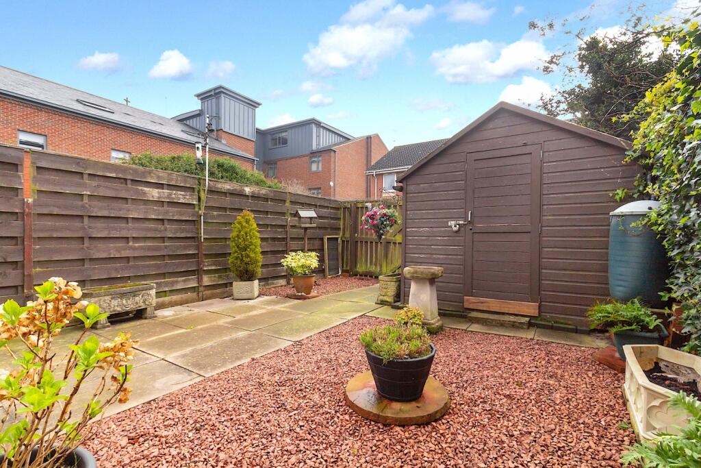 26 Barbican Mews - Garden