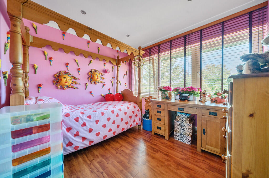 bedroom6