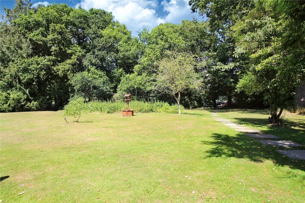 Communal Grounds