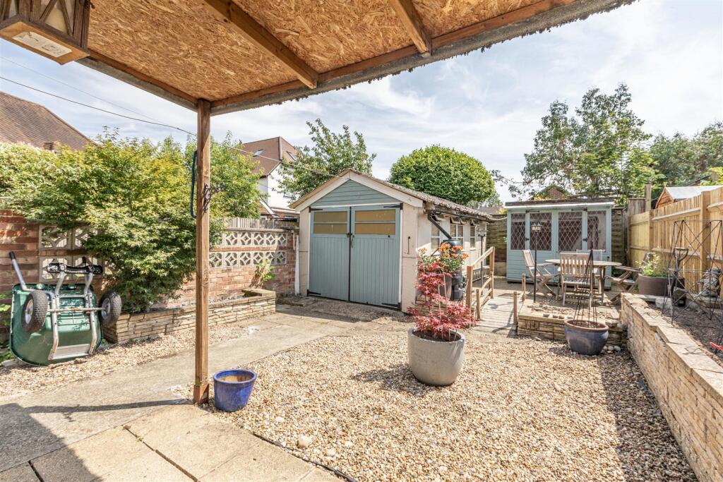 Garden new 2.jpg