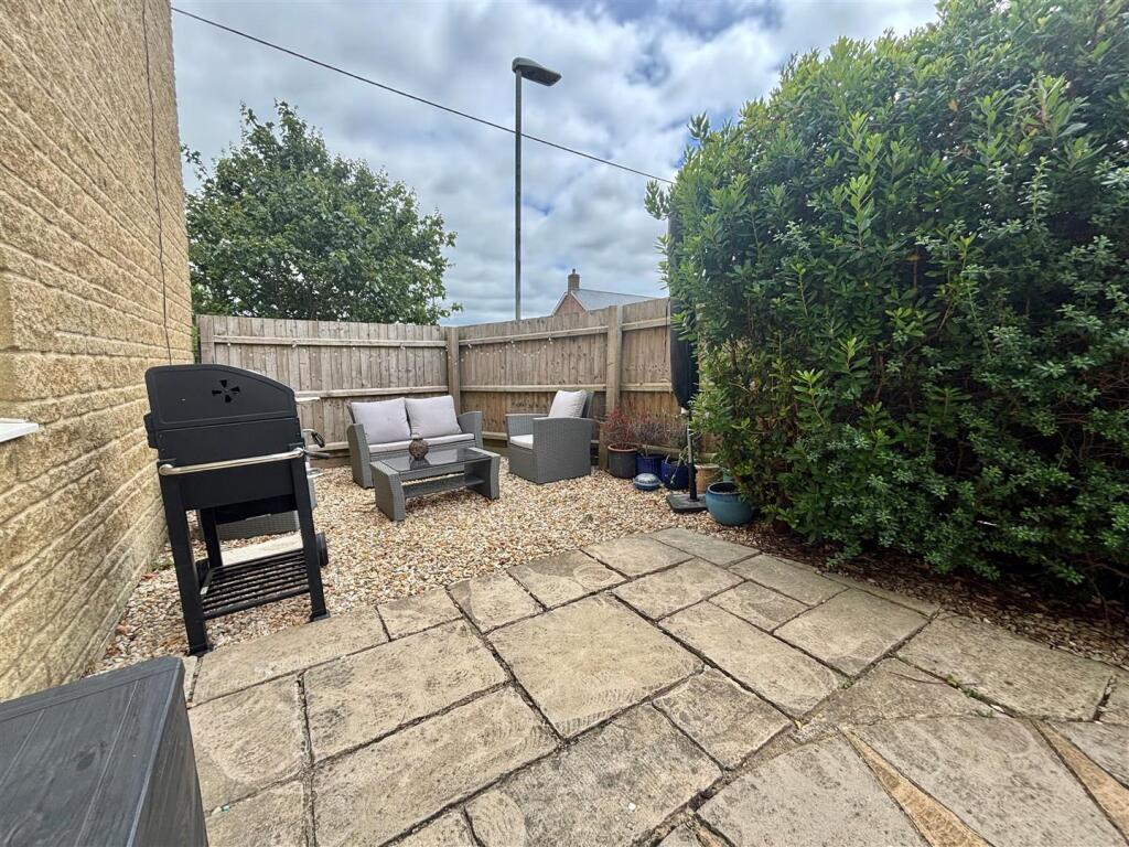 Private Seating Area