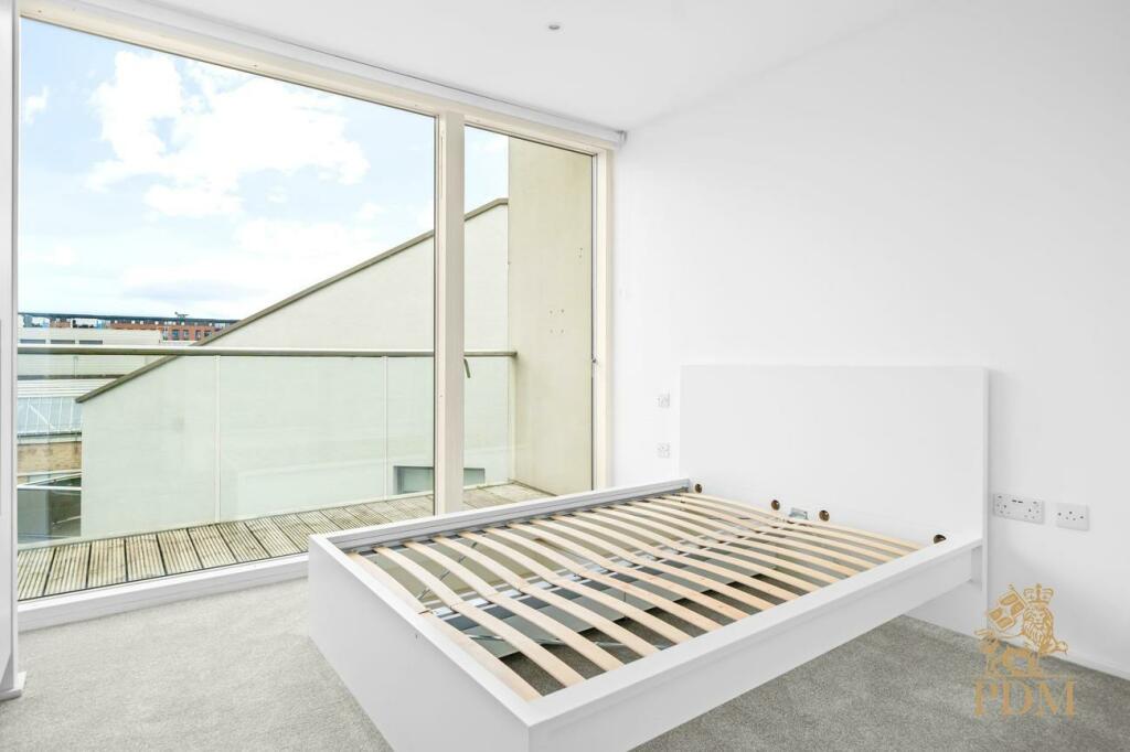 APT 513 Nottingham One Canal Street Nottingham NG1