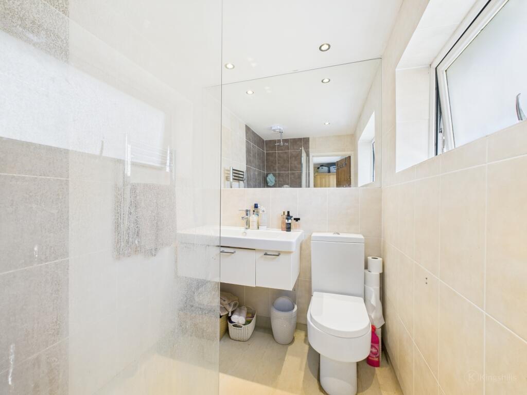 Ensuite