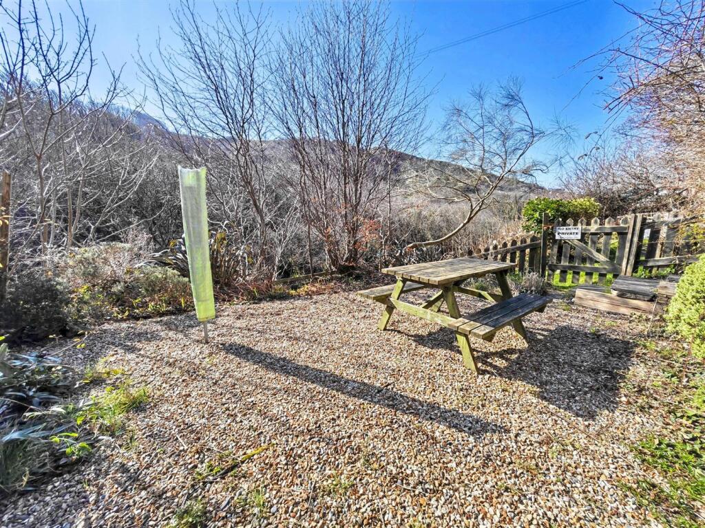 Rear garden, lower tier