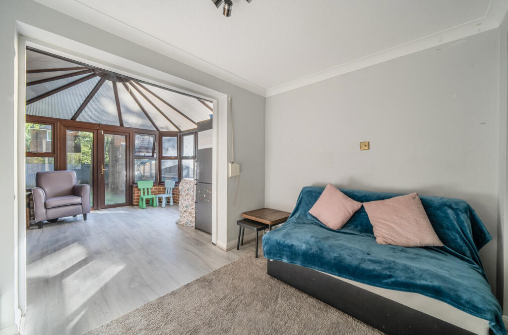 1354645-6-68d17a9...