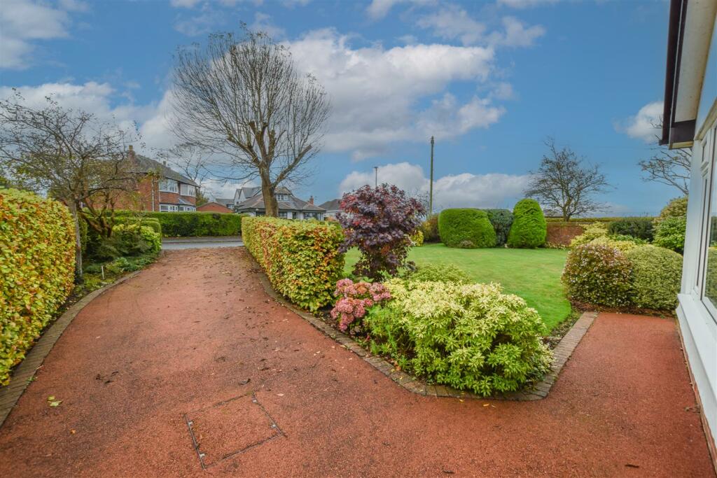 DSC_8329-24 copy.jpg