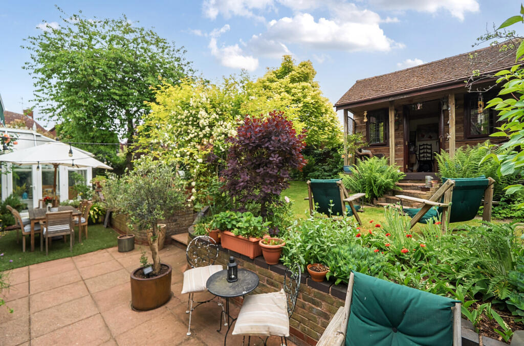 1294681-39-682628...