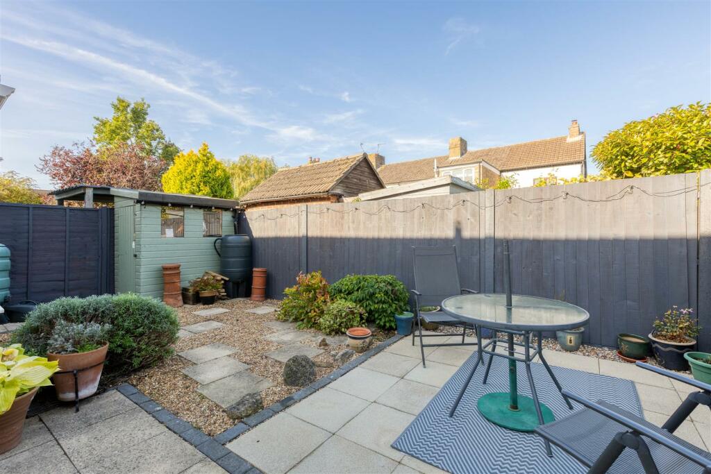 West Facing Garden