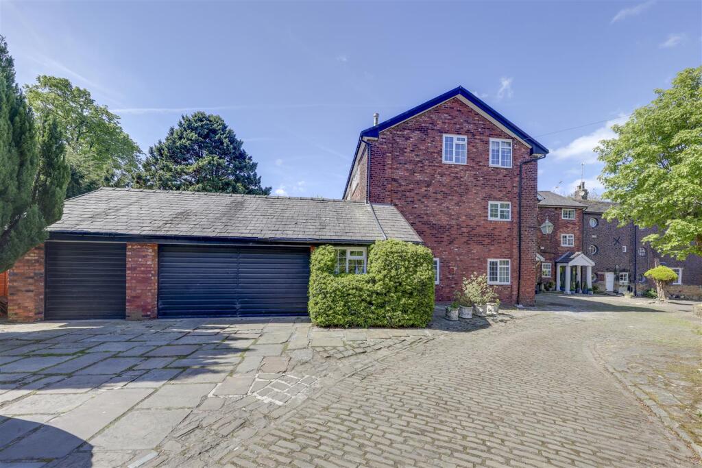 Garage &amp; Driveway