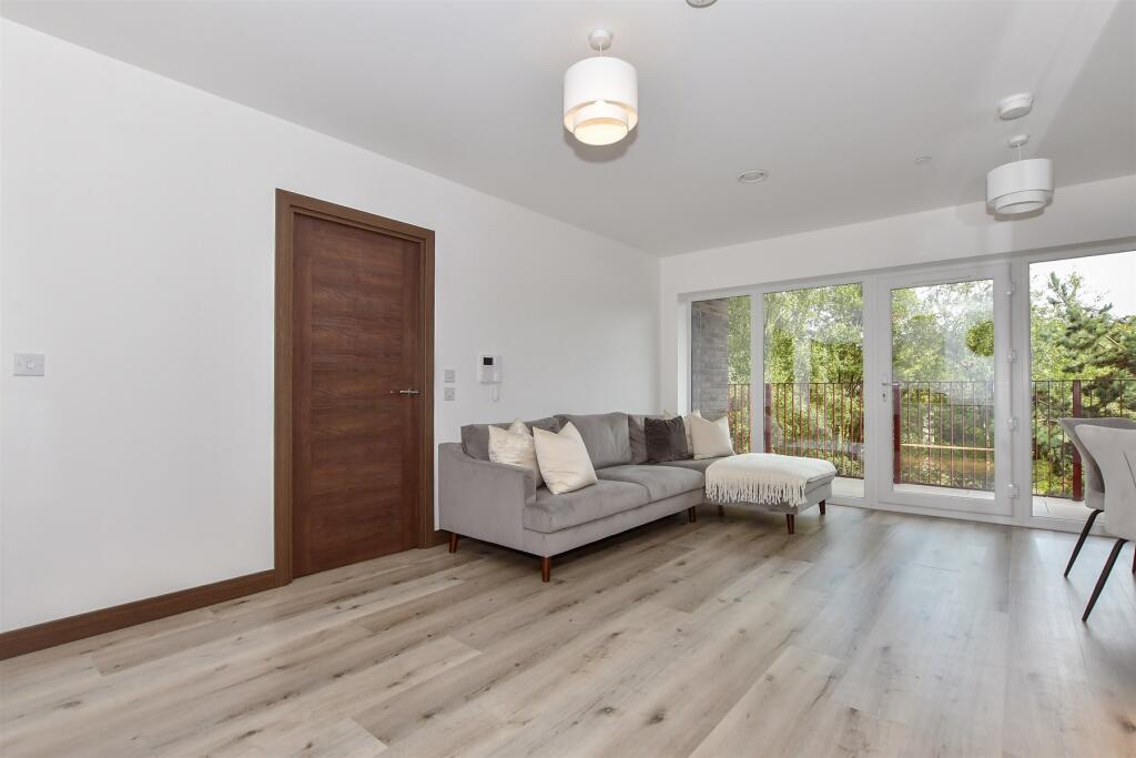 Lounge/Kitchen/ Diner