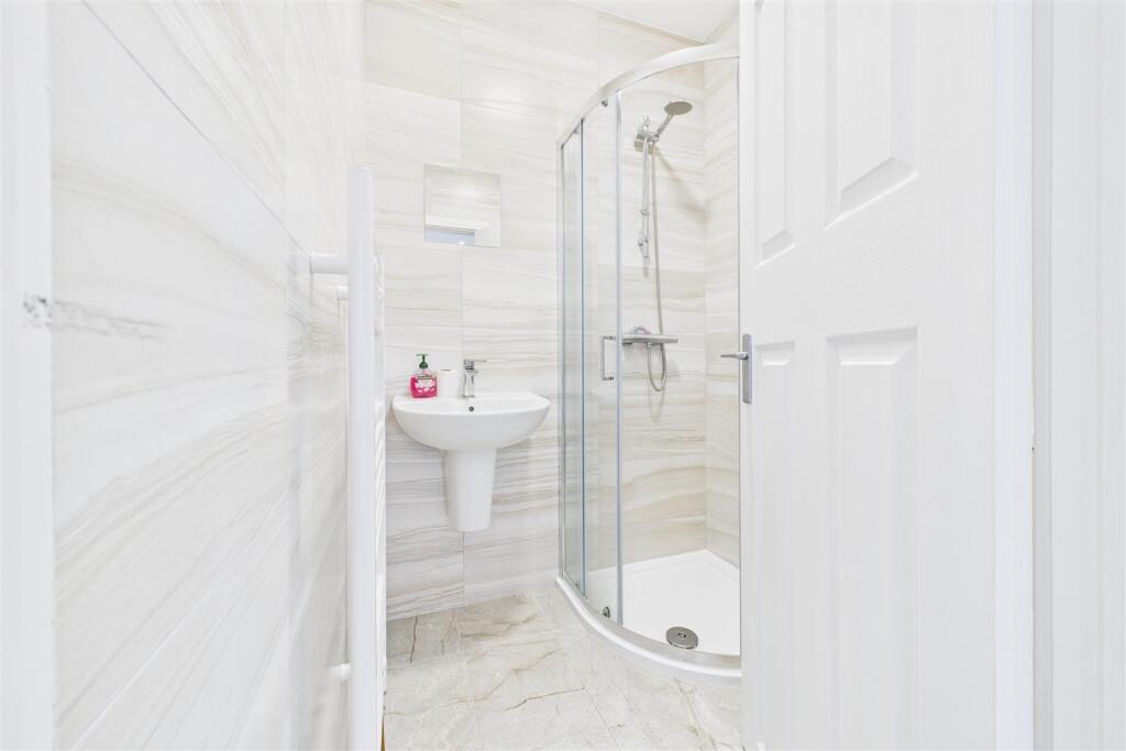 116 Mount Hill Road, Hanham, Bristol BS15 8QR | Fr