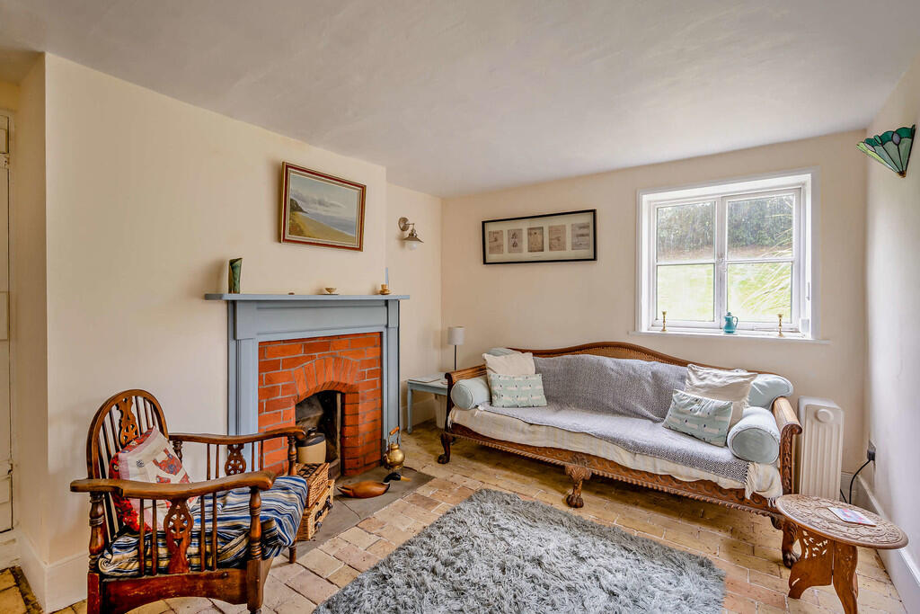 8642411-interior2...