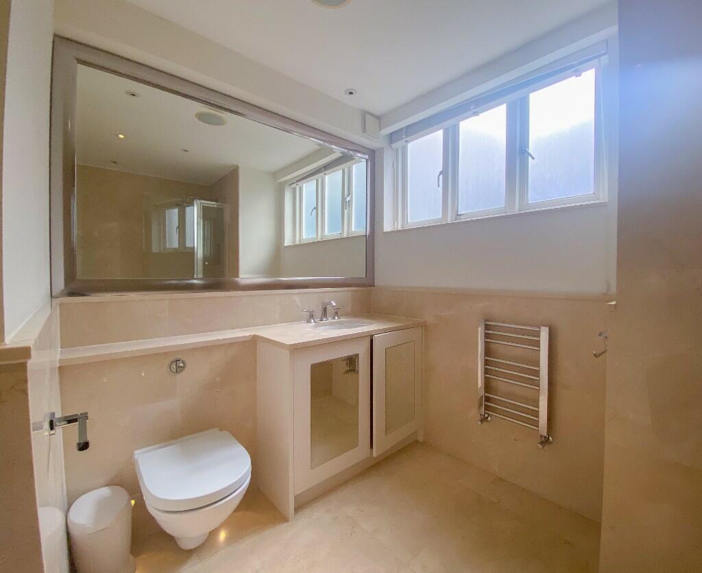 Family bathroom