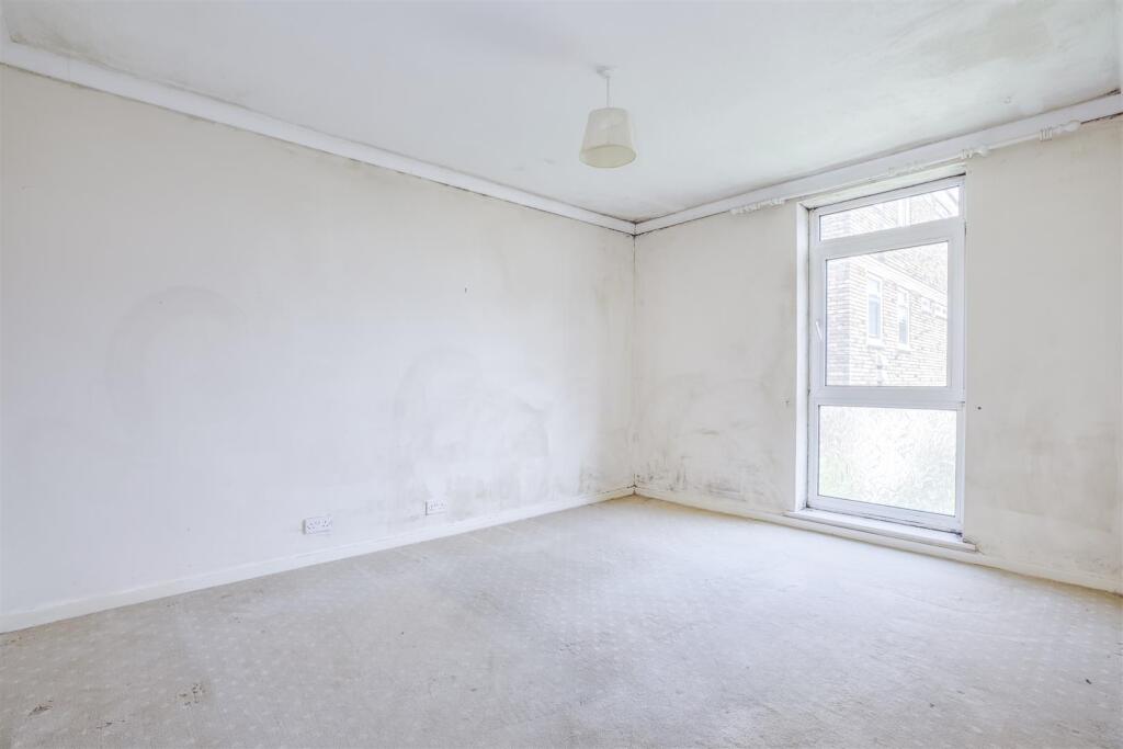 4 Jason House, Cressex Road, HP12 4TT-2.jpg