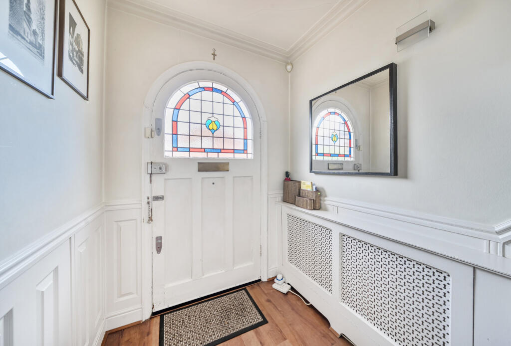 1353938-3-68c44a8...