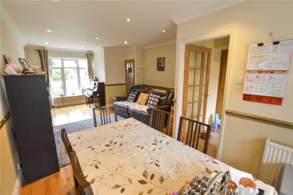 Living/Dining Room
