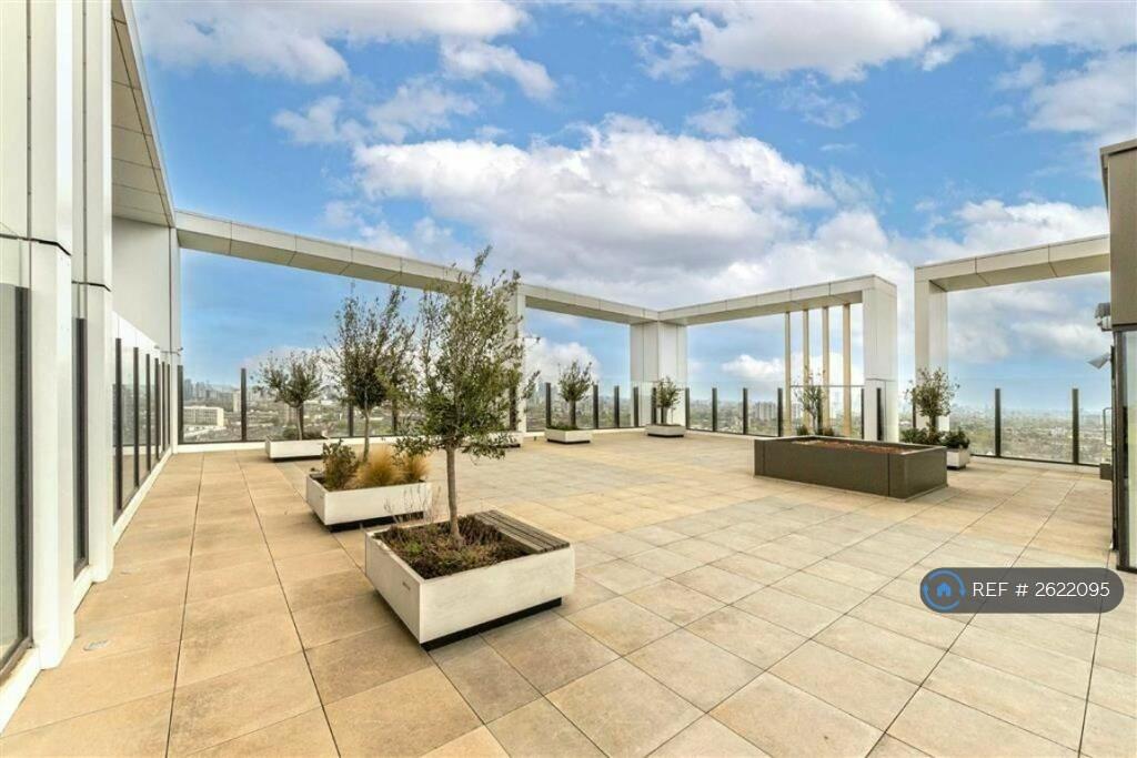 Communal Roof Terrace