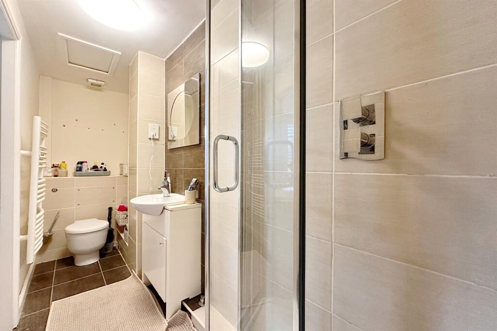 Ensuite Shower Room