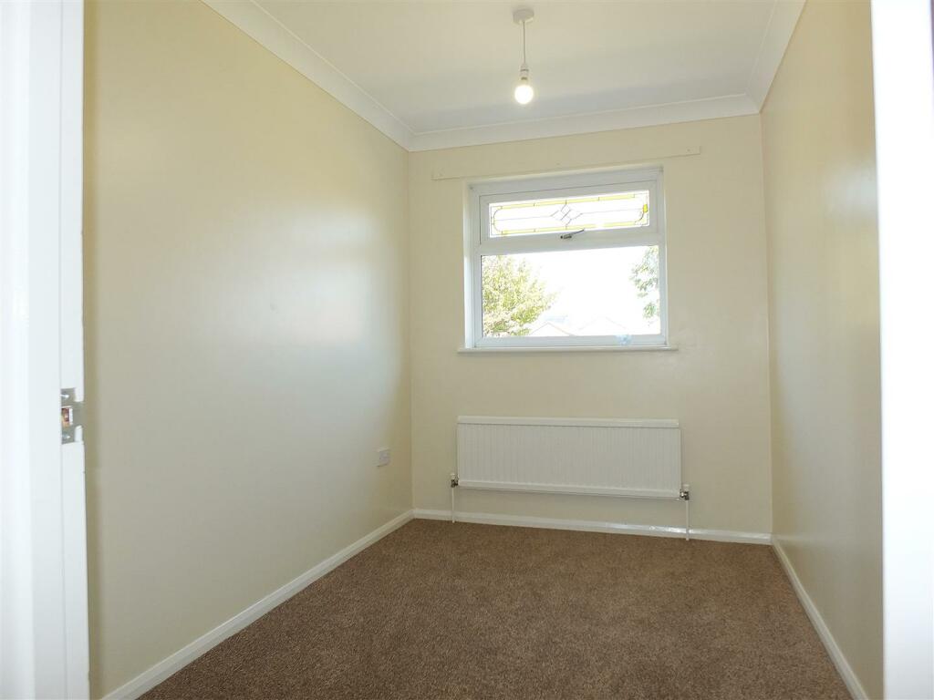 Bedroom 3.jpg