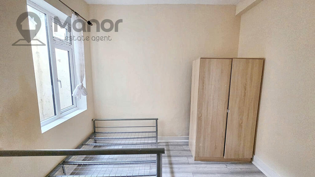 WhatsApp Image 2025-11-19 at 13.48.37