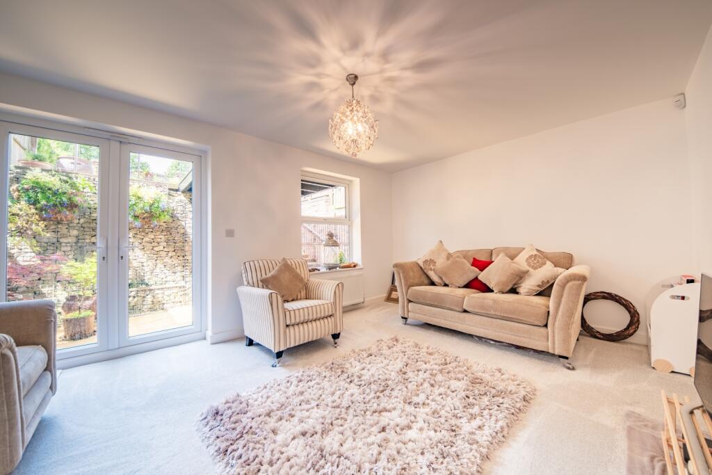 Snug-Bedroom 4