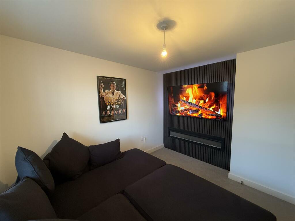 Bedroom 3  Cinema A.JPG
