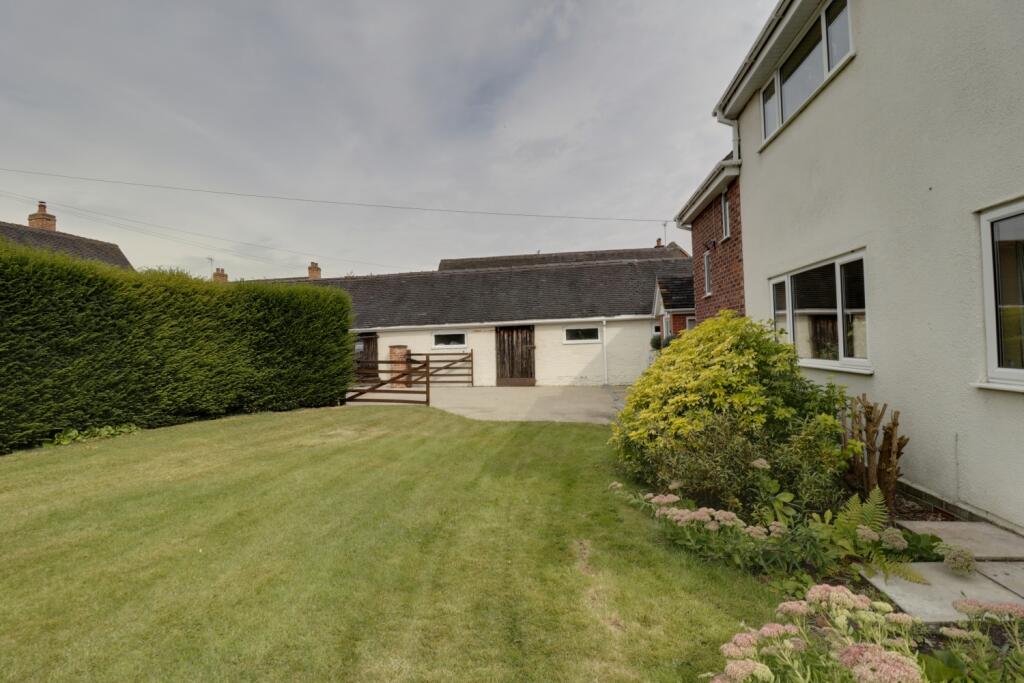 Front garden b