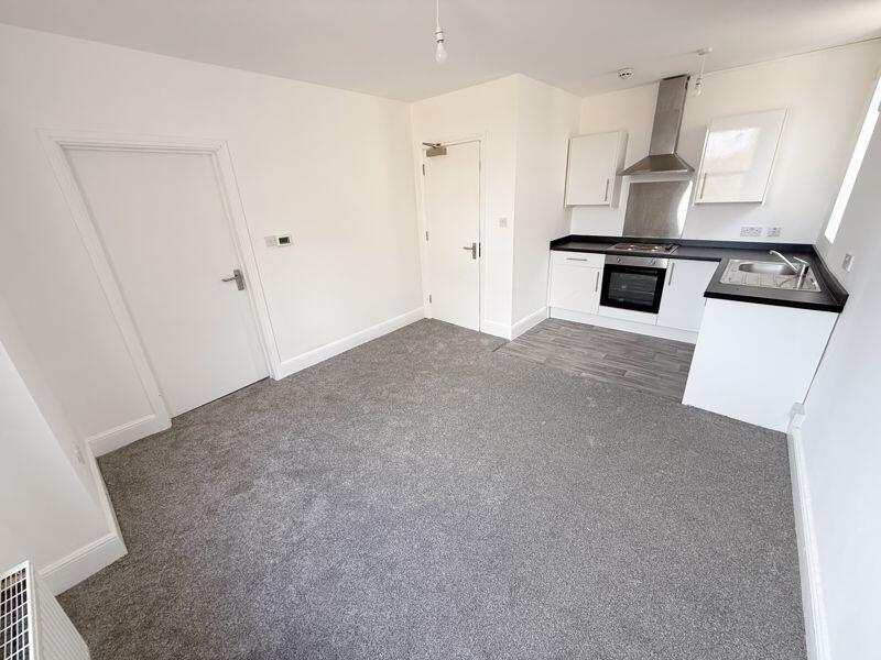 Lounge / Kitchen