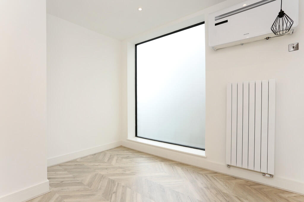 Flat 4, 63 Cardig...