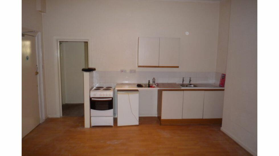 Living Room/Kitchen