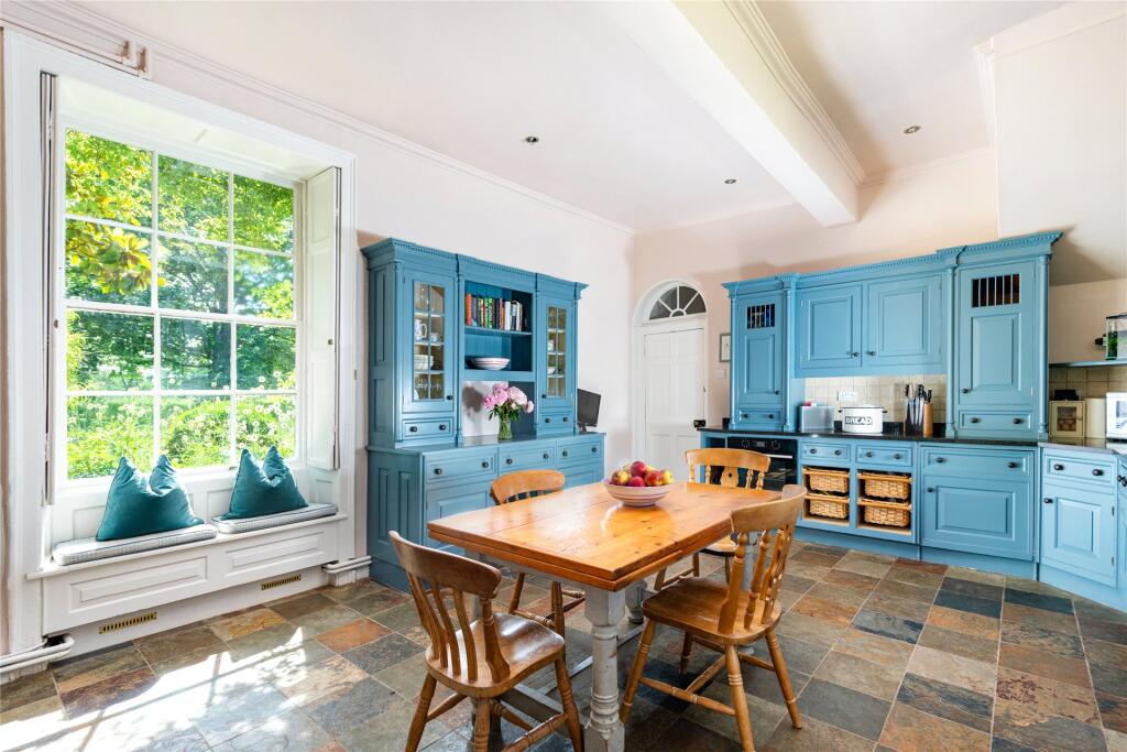 Kitchen/Breakfast