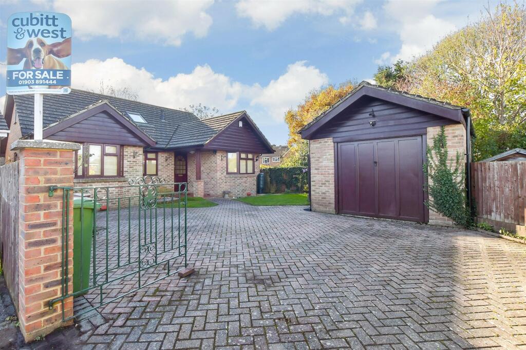 Driveway/Parking