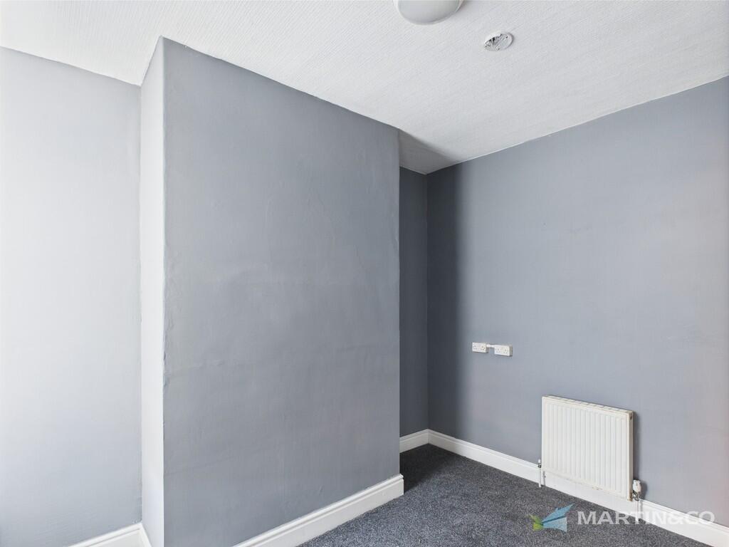 CAM02318G0-PR0456...