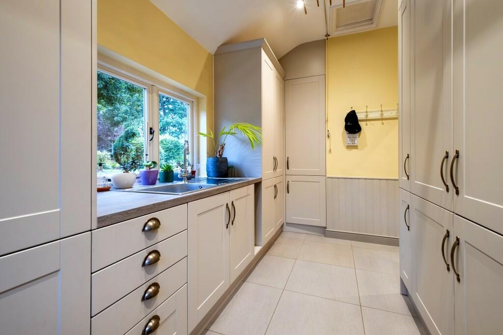 Hacheston Lodge -...