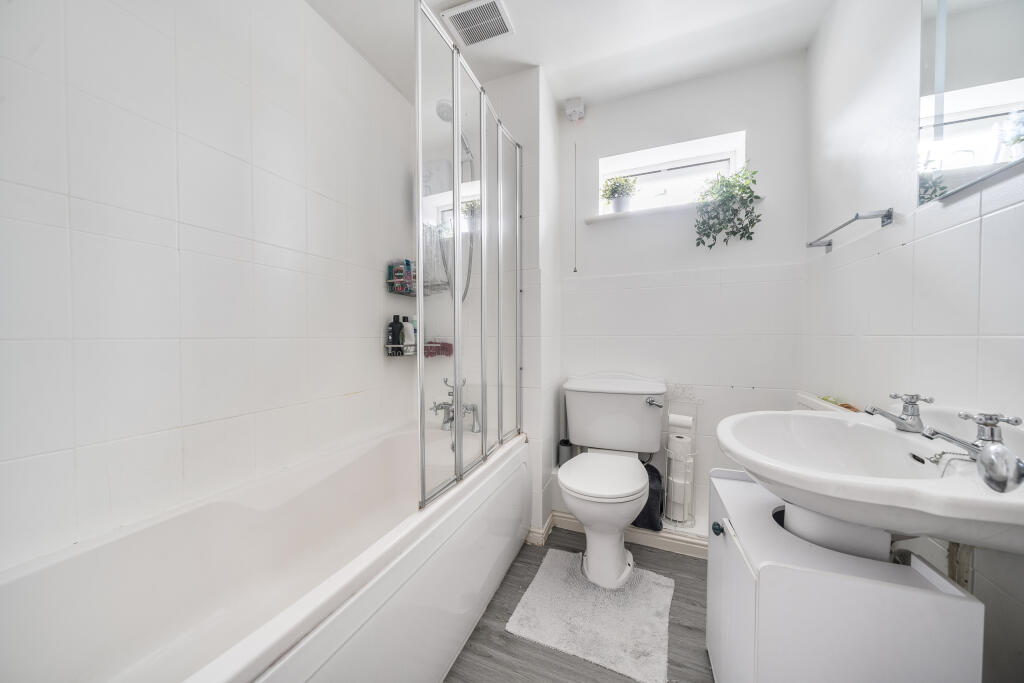 13315429688cc14070937