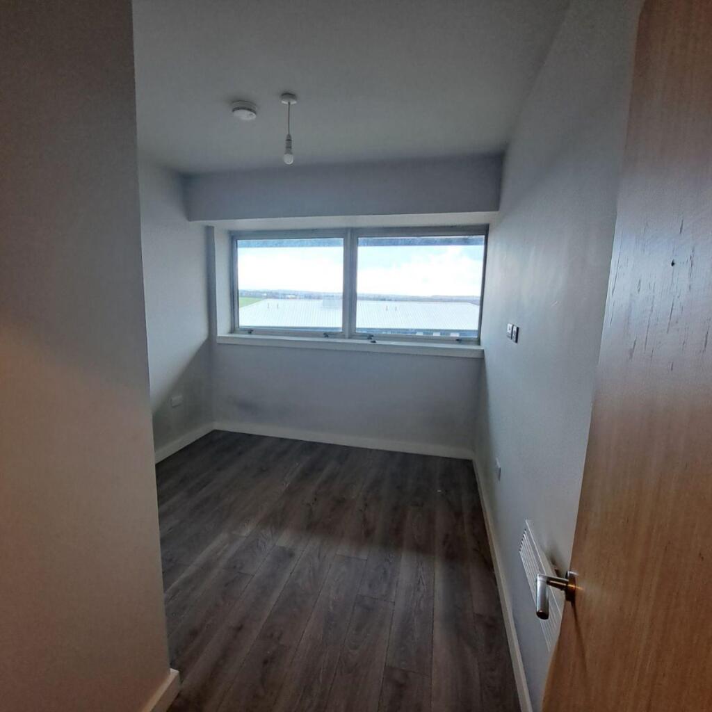 05-Bedroom-0001