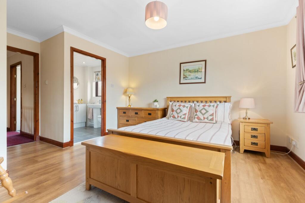 main bedroom and en-suite