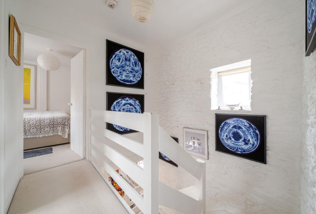 1327780-7-689cab4...