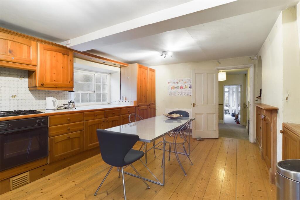 9A Chantry Road, Clifton, Bristol BS8 2QF | Freeho