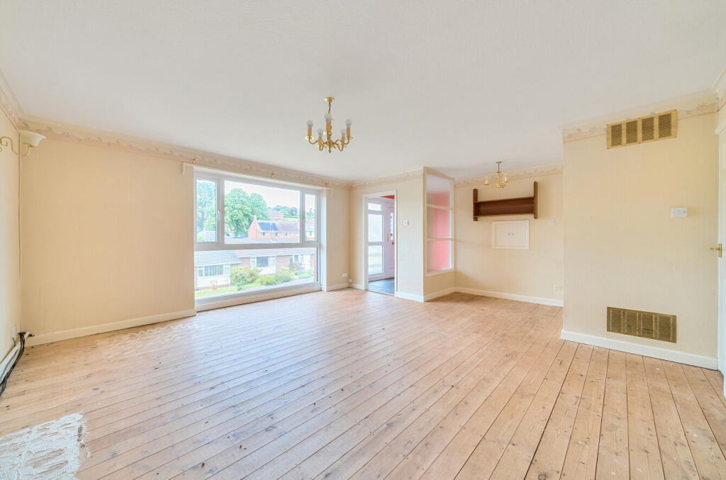 1304198-5-683f3d7...