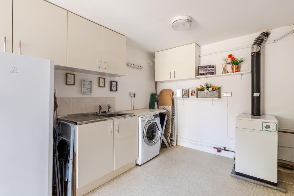 40 Utility Room