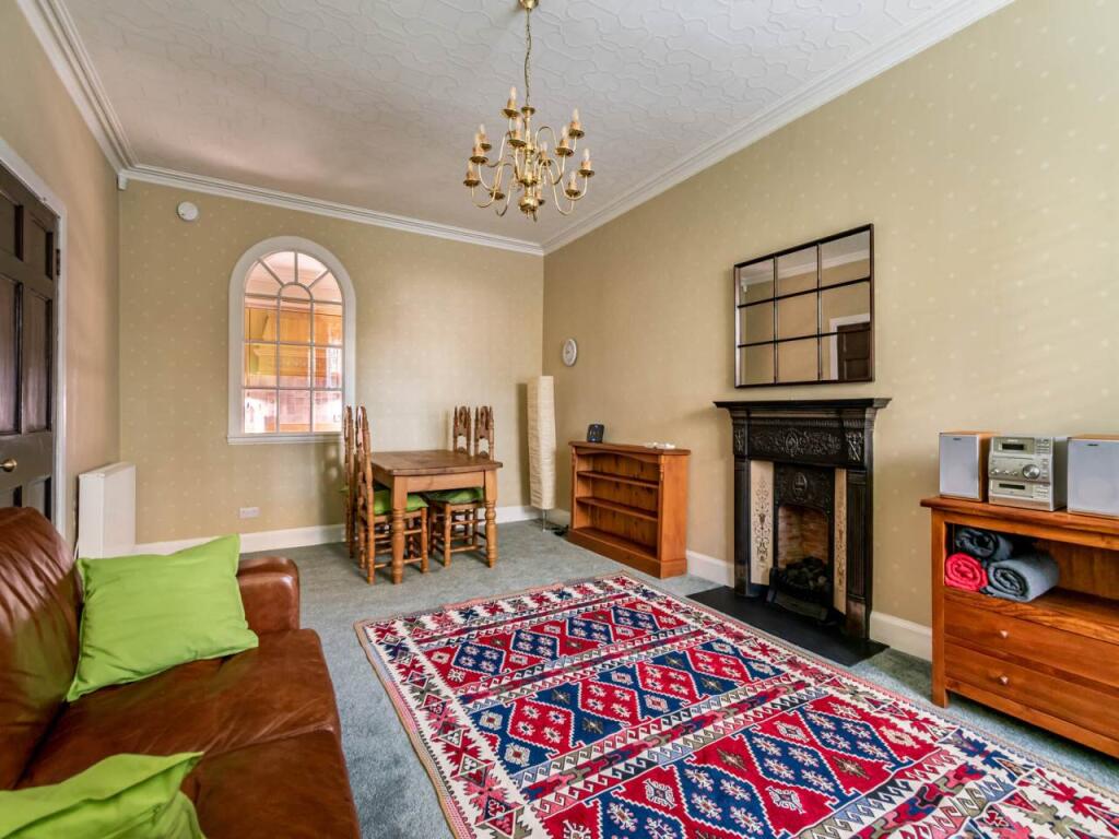 61025_38B-RoyalTerr-