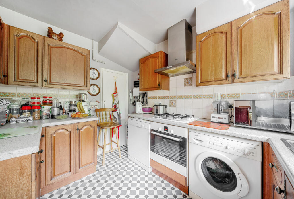 1311104-21-6851a6...