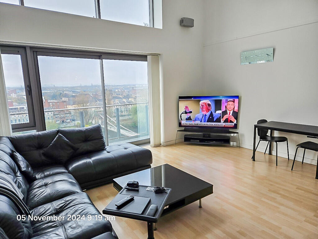 101 Maxwell St - ...