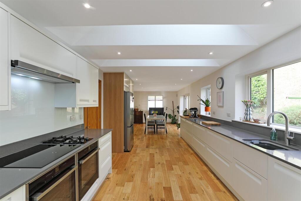 The Mallows.20.Photoneg.co.uk.jpg