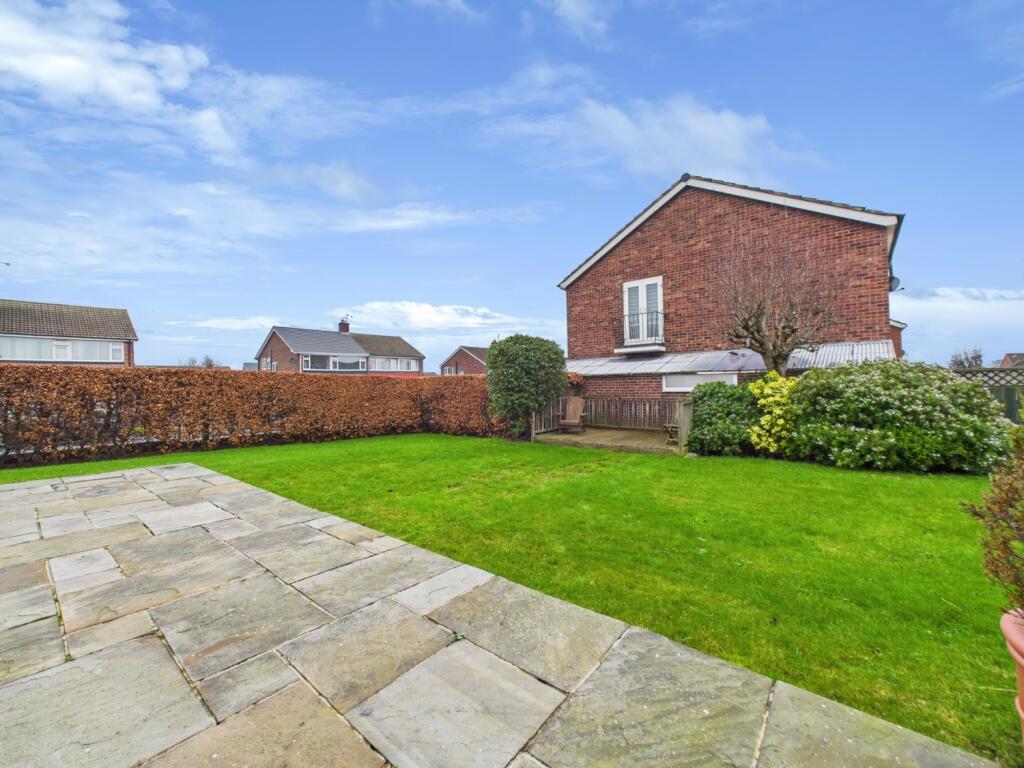 CAM02195G0-PR0095-STILL041