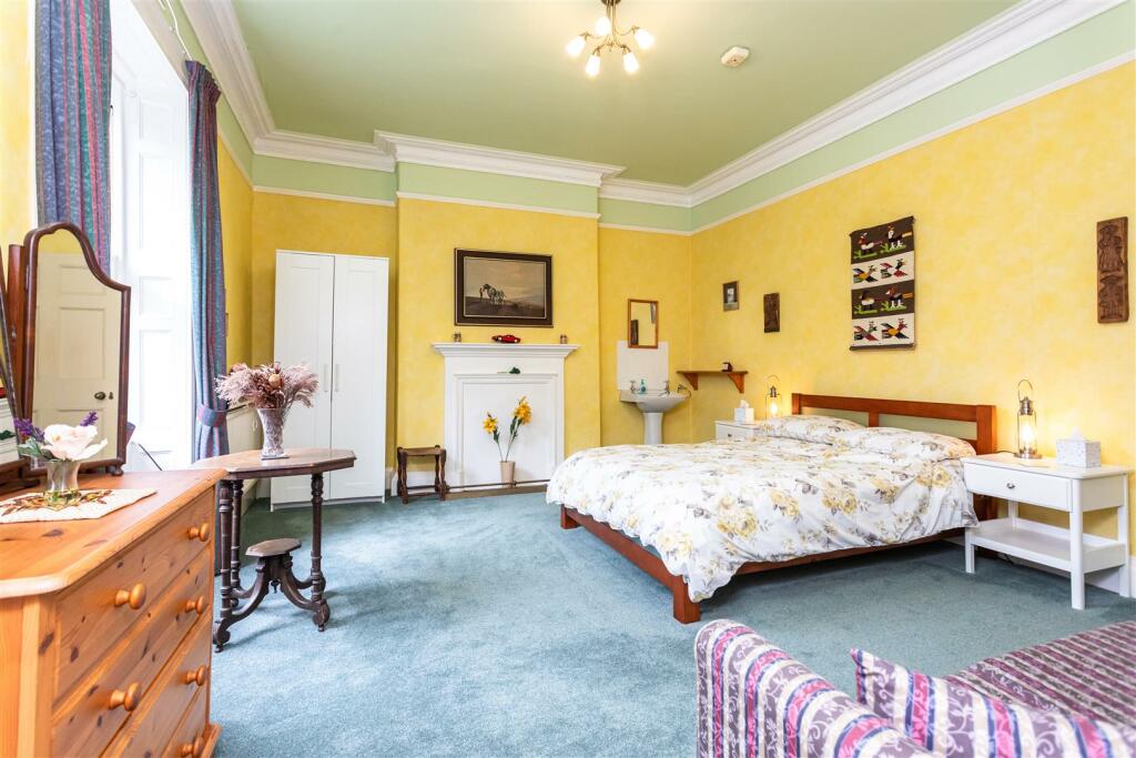 Woodside int-36.jpg