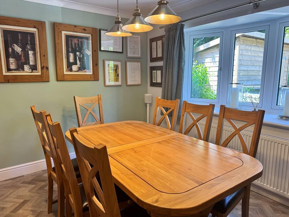 dining room.jpg
