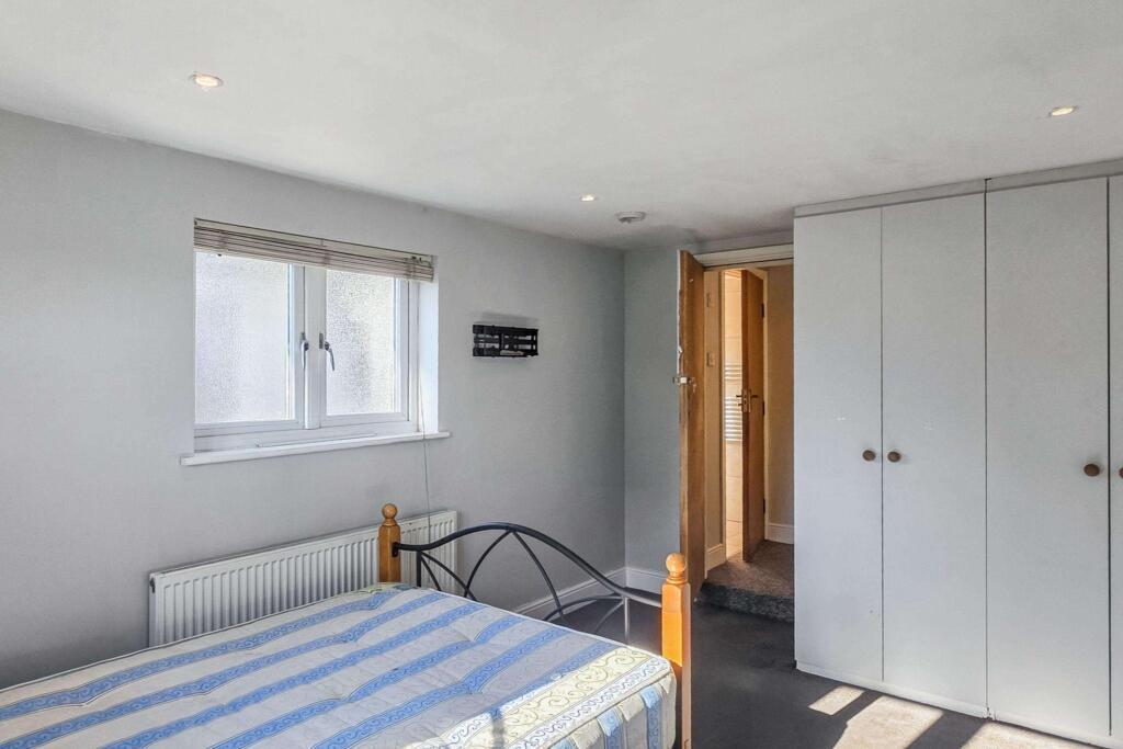 19 Ramsey Road, Acton, London W3 8AZ